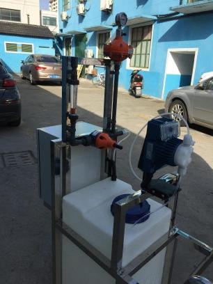 單桶單泵加藥設備