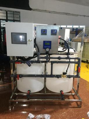 PLC循環水加藥裝置