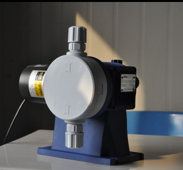 定量泵，計量加藥 ， 滿足不同介紹需求, 220V/ 380V電源可選