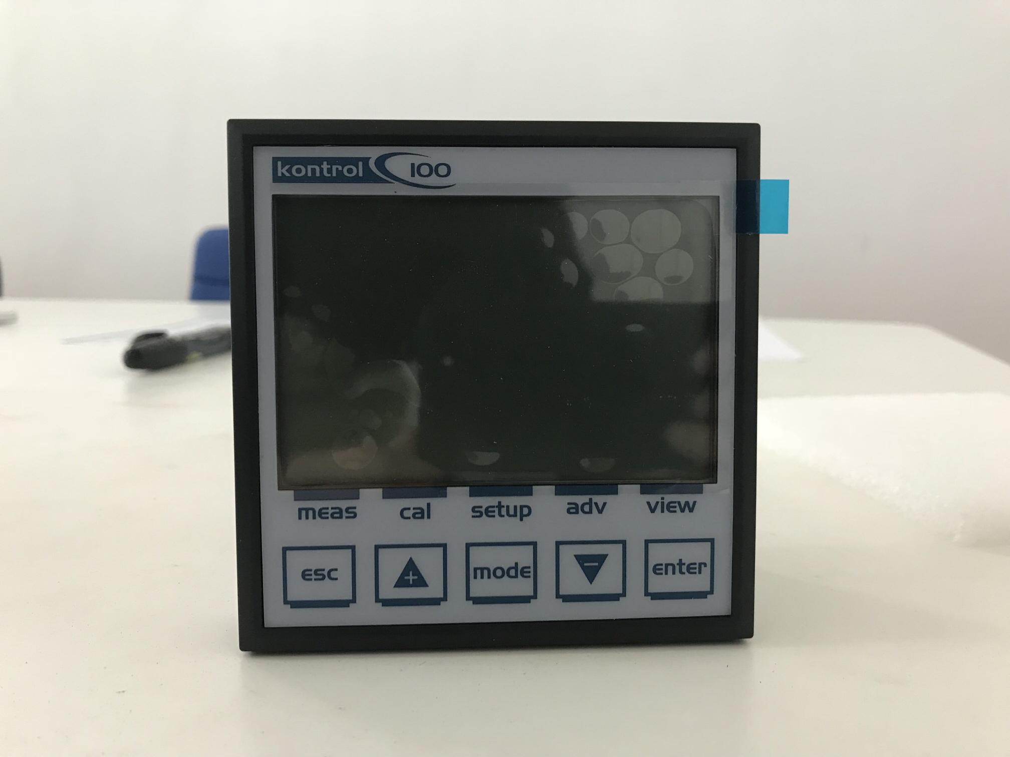 主板：圖像顯示128×64黑白，電源100-240Vac，50/60Hz，5W  外殼：尺寸144×144×42mm            材質ABS  防護等級IP65            兩路繼電器輸出，自動控制計量泵            兩路4-20mA電流輸出，數據可連接無線遠程            MODBUS RTU通訊協議 RS485 數據可上傳、無線遠程傳輸